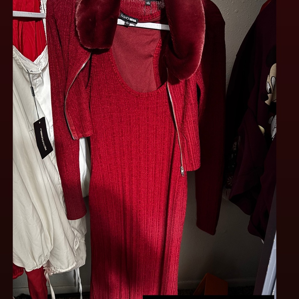 Red Ribbed Dress with Faux Fur Collar